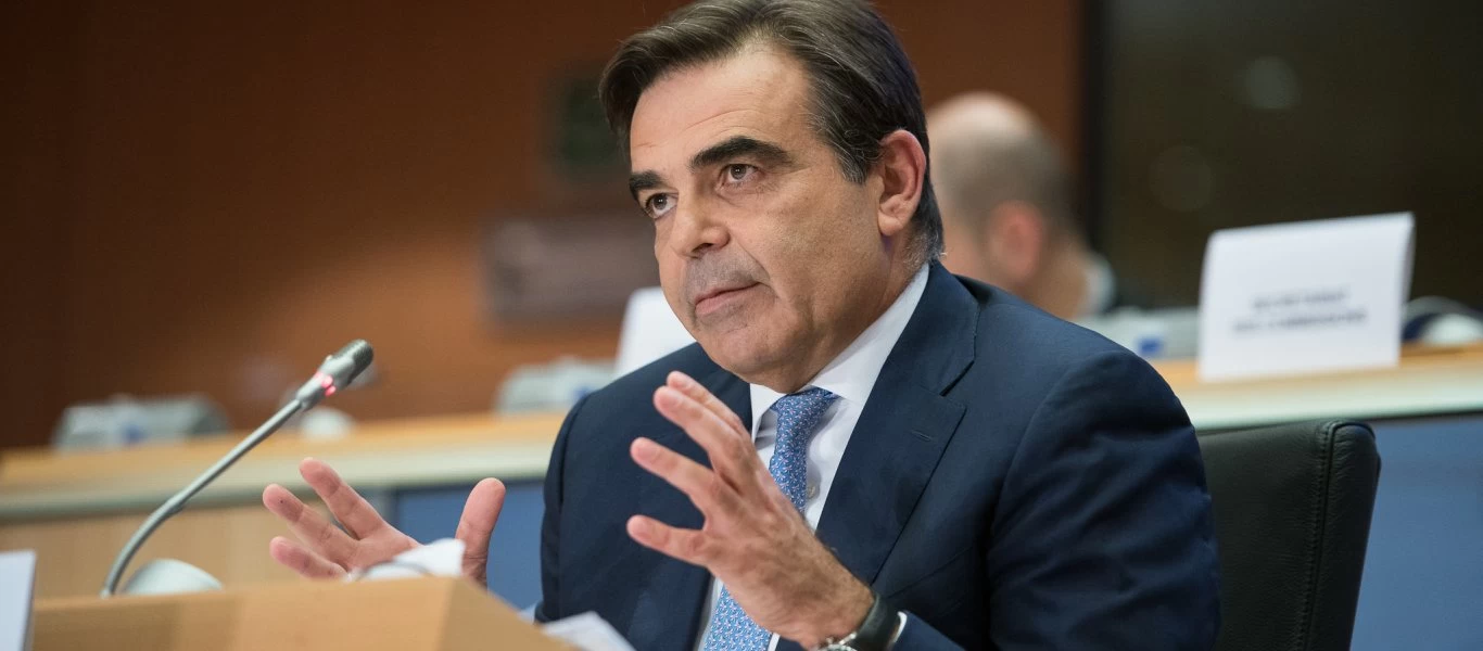 Εμβολιάστηκε σήμερα ο Μαργαρίτης Σχοινάς - Η ανάρτηση του